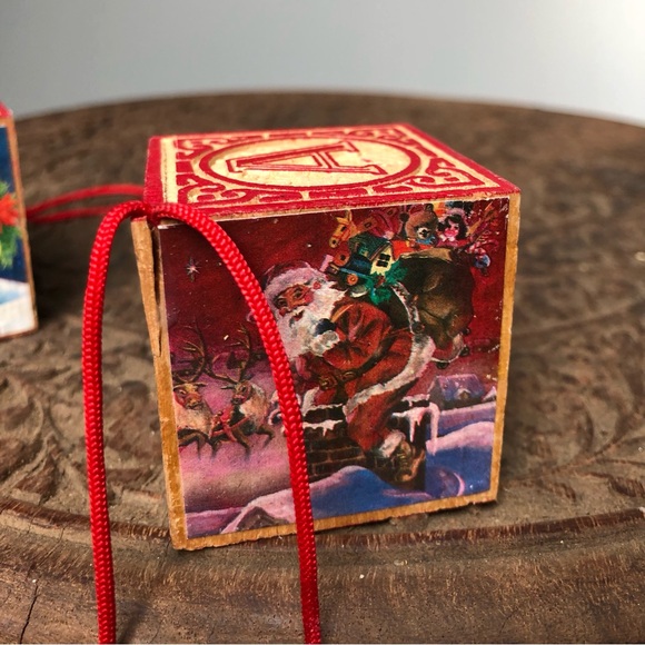 Vintage Set of 2 Children’s Toy Block Santa Claus Christmas Ornaments - Picture 10 of 10